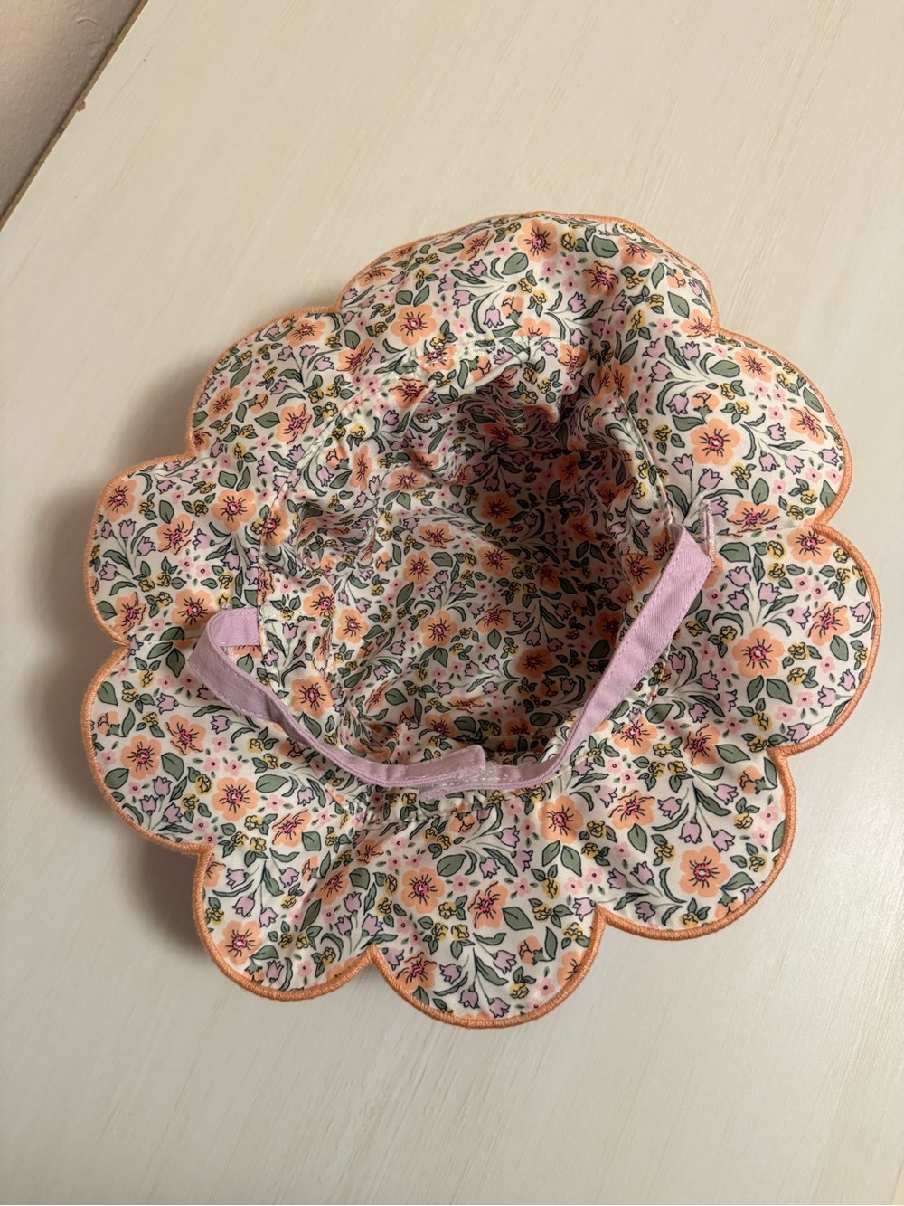 Pink Flower-Edge Bucket Hat reversible - Picture 2 of 3